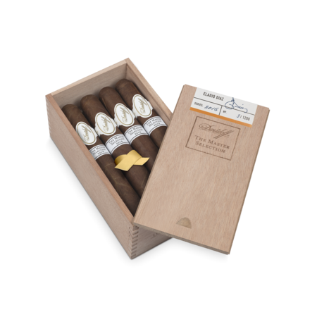 Buy Davidoff Master Selection Cigars Online At Small Batch Cigar