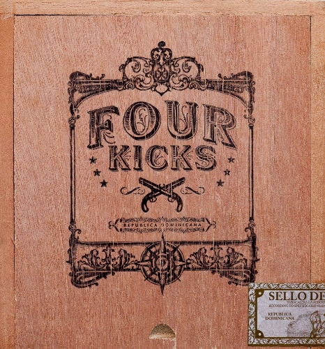Buy Crowned Heads Four Kicks Robusto Extra Online