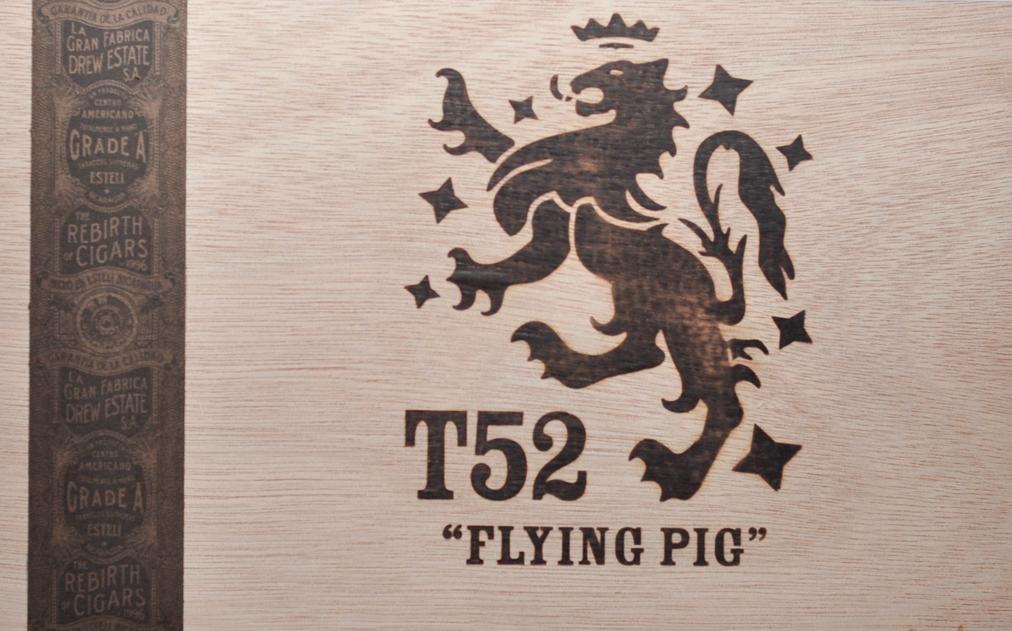 Buy Liga Privada T52 Flying Pig Online at Small Batch Cigar Best