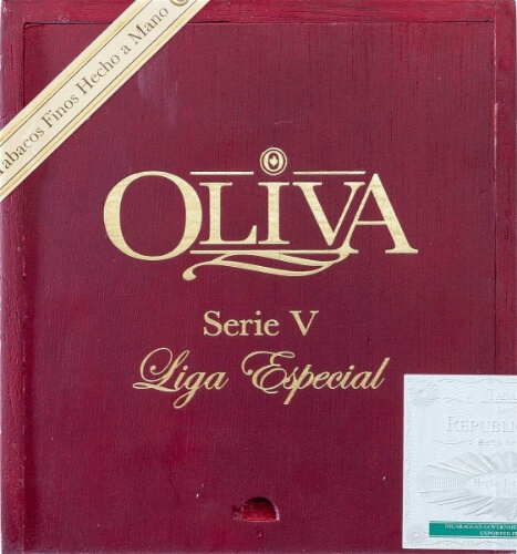 Top small cigars for winter: Oliva Series V No. 4