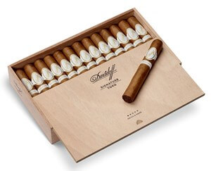 Buy Davidoff Signature Toro Online at Small Batch Cigar