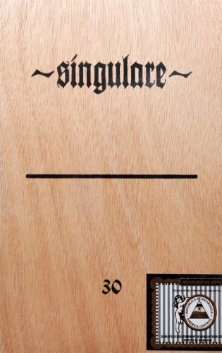 Illusione Singulare Kadosh features rare tobaccos often produced in small runs by particular farms. Illusione only selects certain lots and primings for the special Singulare blends!