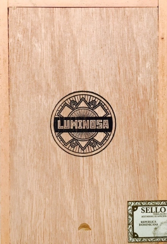 Buy Crowned Heads Luminosa Robusto Online