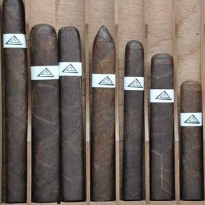 Fable Sampler includes every cigar Fable has available including: Doc, Friday, Machu, Mersenne, Mi, P vs Np, and Sapta.