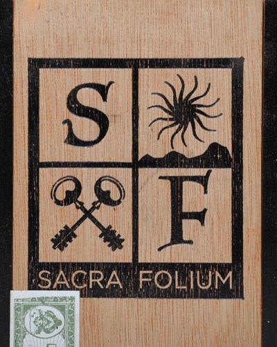 Sacra Folium Fractal Robusto Grande