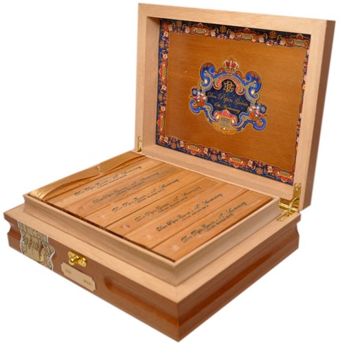 Buy Don Pepin Garcia 15th Anniversary Robusto Online: to celebrate 15 years Don Pepin has released a limited edition Robusto. The cigar features 100% Nicaraguan tobacco and is blended to highlight the Nicaraguan Habano Rosado Oscuro wrapper.