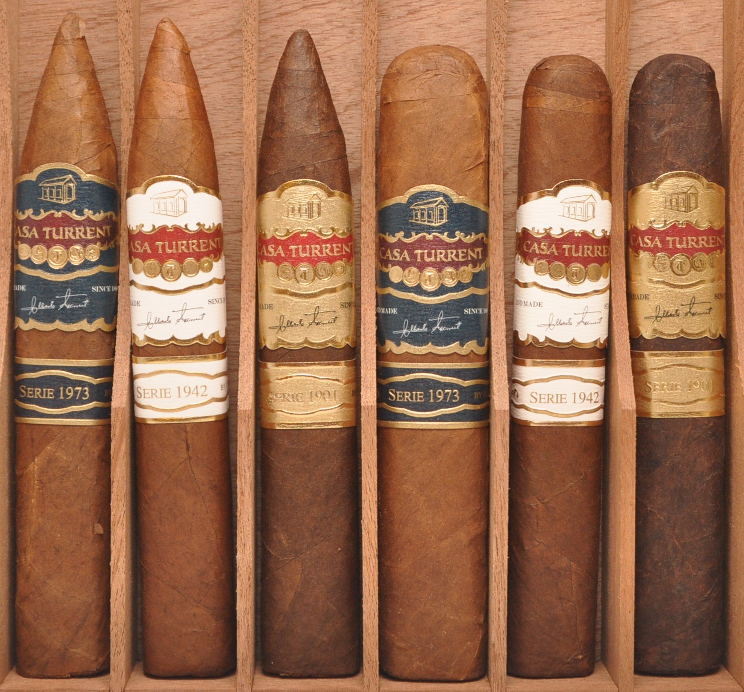 Buy Casa Turrent Cigar Sampler Online at Small Batch Cigar Best