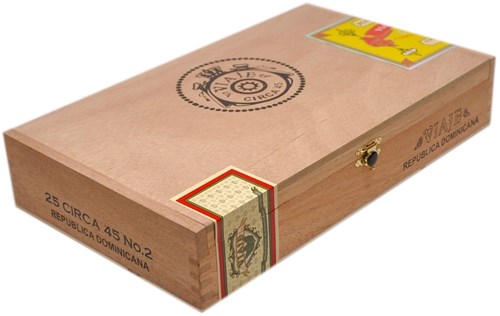 Buy Viaje Circa 45 Maduro No. 2 Online: This 6 x 54 features a Mexican San Andres wrapper over a Indonesian binder and Dominican fillers.