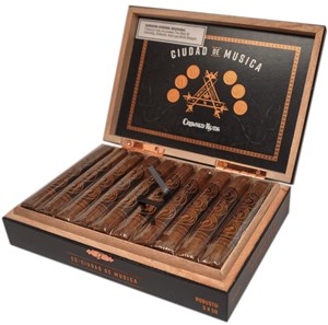 Buy Ciudad de Musica Robusto Online at Small Batch Cigar: This collaboration from Montecristo and Crowned Heads pays tribute to Nashville, Tennessee.