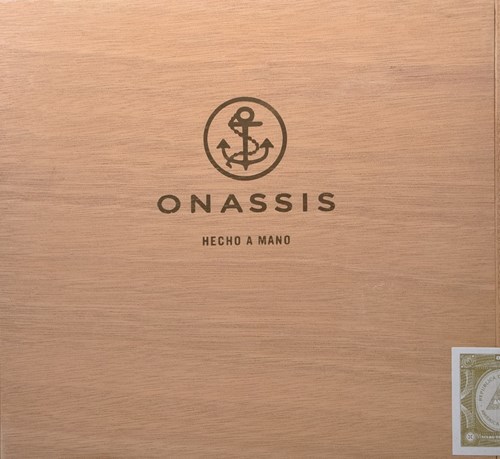 Buy Curivari Onassis 550 online: Curivari Onassis is a Nicaraguan puro available in ten count boxes in five different vitolas.