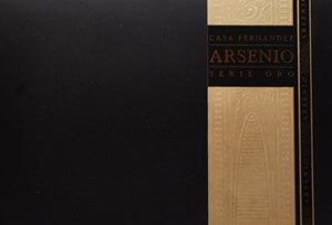 Buy Casa Fernandez Arsenio Oro Coloso Online at Small Batch: This 6 x 60 box press comes out of Casa Fernandez.