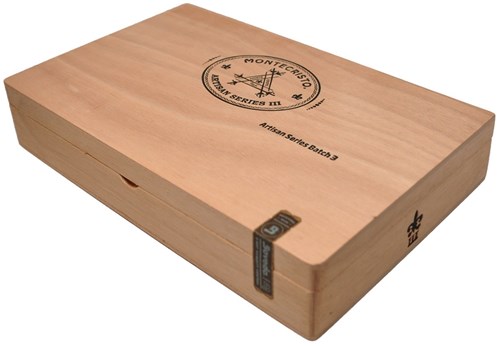 Buy Montecristo Artisan Series III Online: Rolled by a single parejo, every leaf used in the Artisan Series is selected by three members of Grupo de Maestros. The result in a medium bodied Dominican puro that features notes of cream, earth, and vanilla!