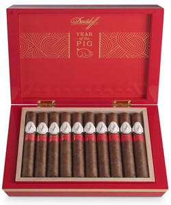 Buy Davidoff Year of the Pig Online: The Gran Toro 6 x 56 format with its proud pigtail is wrapped in a shiny and oily Habano 2000 wrapper from Ecuador, and first develops into creamy notes of pepper and oak wood once lit.