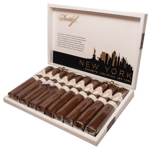 Buy Davidoff Exclusive 6th Avenue Online: this Ecuadorian wrapped 5 x 52 feature binders and fillers from the Dominican Republic.