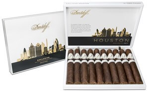 Buy Davidoff Exclusive Houston 2017 Online: featuring notes of dark berries, rich chocolate and spice this Ecuadorian Habano will stimulate your palate! 