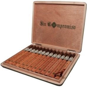Buy Dunbarton Sin Compromiso Seleccion Espada Estoque by Dunbarton Tobacco and Trust Online: the long awaited Sin Compromiso is the result of years of work by non other then Steve Saka. Sin Compromiso meaning "no compromise" fulfills it's name as one of the most talked about cigars at IPCPR 2018!