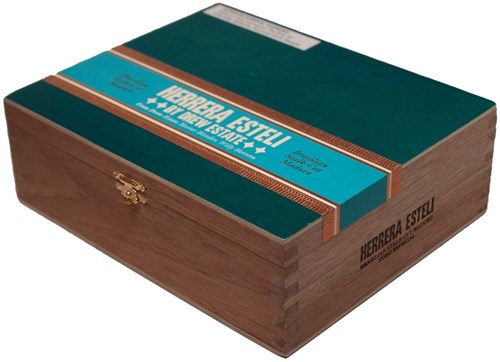 Buy Drew Estate Herrera Esteli Brazilian Maduro Toro Especial Online at Small Batch Cigar: This 6 x 52 toro from Herrera Esteli uses a Brazilian Mata Fina wrapper.