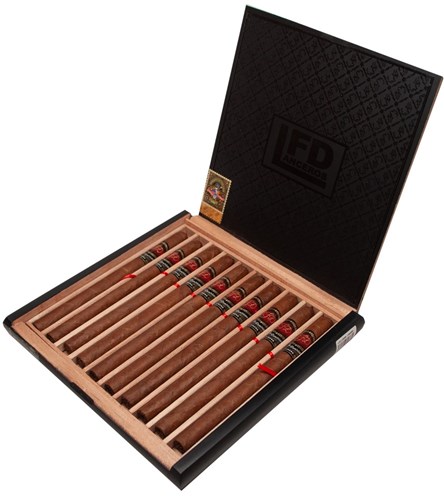 Buy La Flor Dominican Ligero Lancero Online