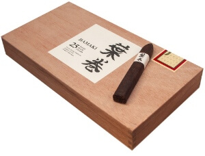 Buy Viaje Hamaki Online: Japanese for cigar, this cigar is inspired by Viaje's creator Andre Farkas' travels through Japan. 