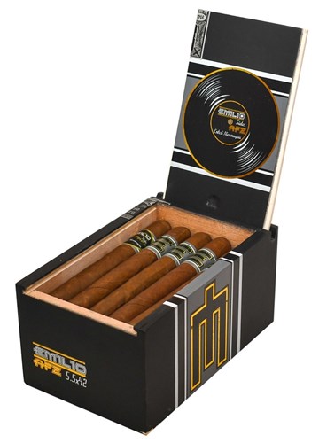 Buy Emilio AF2 Habano Corona Online at Small Batch Cigar: Newly revamped Emilio AF2 comes in a new tweaked blend and packaging.