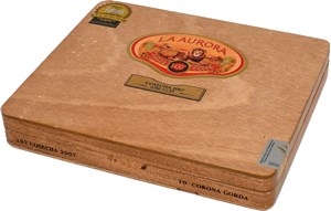 Buy La Aurora 107 Cosecha Corona Gorda Online: The newest release for La Aurora's 107 line of cigars, this 6 x 47 comes from tobacco harvested in 2007.