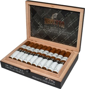 Buy Fratello Navetta Discovery Online at Small Batch Cigar:  Its core theme being U.S. Space Shuttles, this line from Fratello cigars features an Ecuadorian Oscuro wrapper.
