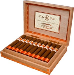 Buy Rocky Patel Cigar Smoking World Championship Robusto Online: This cigar was blended to be smoked in the Cigar Smoking World Championship.