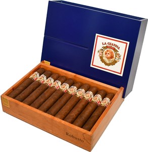 Buy La Gianna Maduro Robusto Online at Small Batch Cigar: This 5 x 50 comes in a Maduro wrapper over Honduran binder and filler.	