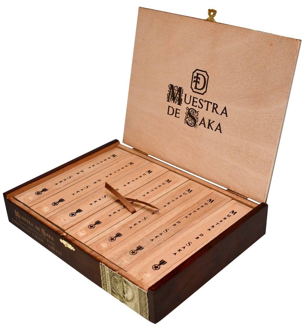 Buy Dunbarton Muestra de Saka Unstolen Valor Online at Small Batch