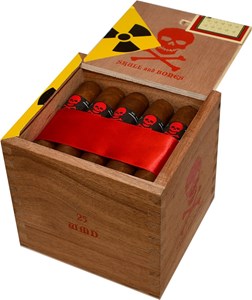 Buy Viaje Skull and Bones WMD 2020 Online: This 3 3/4x 54 cigar is a powerhouse rolled into a tiny package!
