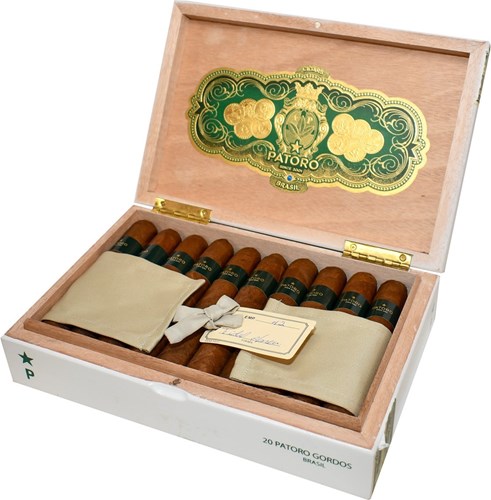 Buy Patoro Brasil Gordo Online: Made with a cuban seed wrapper grown in Brazil, this blend was first introduced into Europe before being brought into the United States.