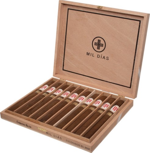 Buy Crowned Heads Mil Días Escogidos Edición Limitada 2021 Online