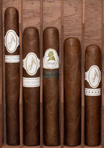 Cigar Gifts for Christmas at Small Batch Cigar