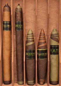 Buy BWS Hive Sampler Online: This sampler features five of the six cigars featured in the hive release.
