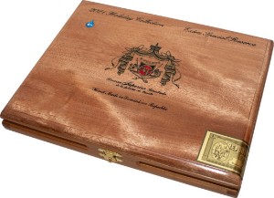 Buy Arturo Fuente Xtremely Rare Holiday Collection 2021 Online: this very special sampler features 10 Arturo Fuente cigars including two Opus X 20th Anniversary!