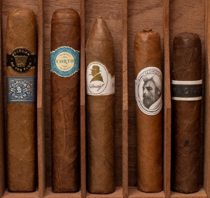 Buy Coffee Break Pack Online: This sampler is perfect for that early morning cigar and coffee pairing.	