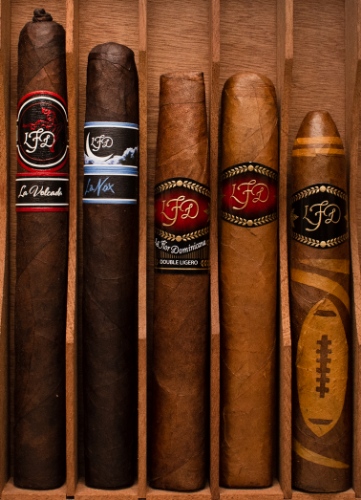Buy La Flor Dominicana Sampler Pack Online at Small Batch: This sampler features a little bit of everything from La Flor's vast lineage.	