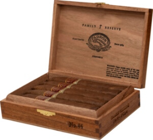 Padron Family Reserve 44	