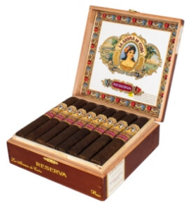 Buy La Aroma de Cuba Mi Amor Reserva made by Don Pepin Garcia Online : A Medium to Full Bodied Cigar that is great.