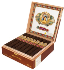 Buy La Aroma de Cuba Mi Amor Reserva Divino made by Don Pepin Garcia Online : A Medium to Full Bodied Cigar that is great.