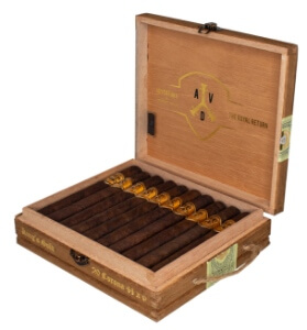 Buy Adventura The Royal Return King’s Gold Corona Online: