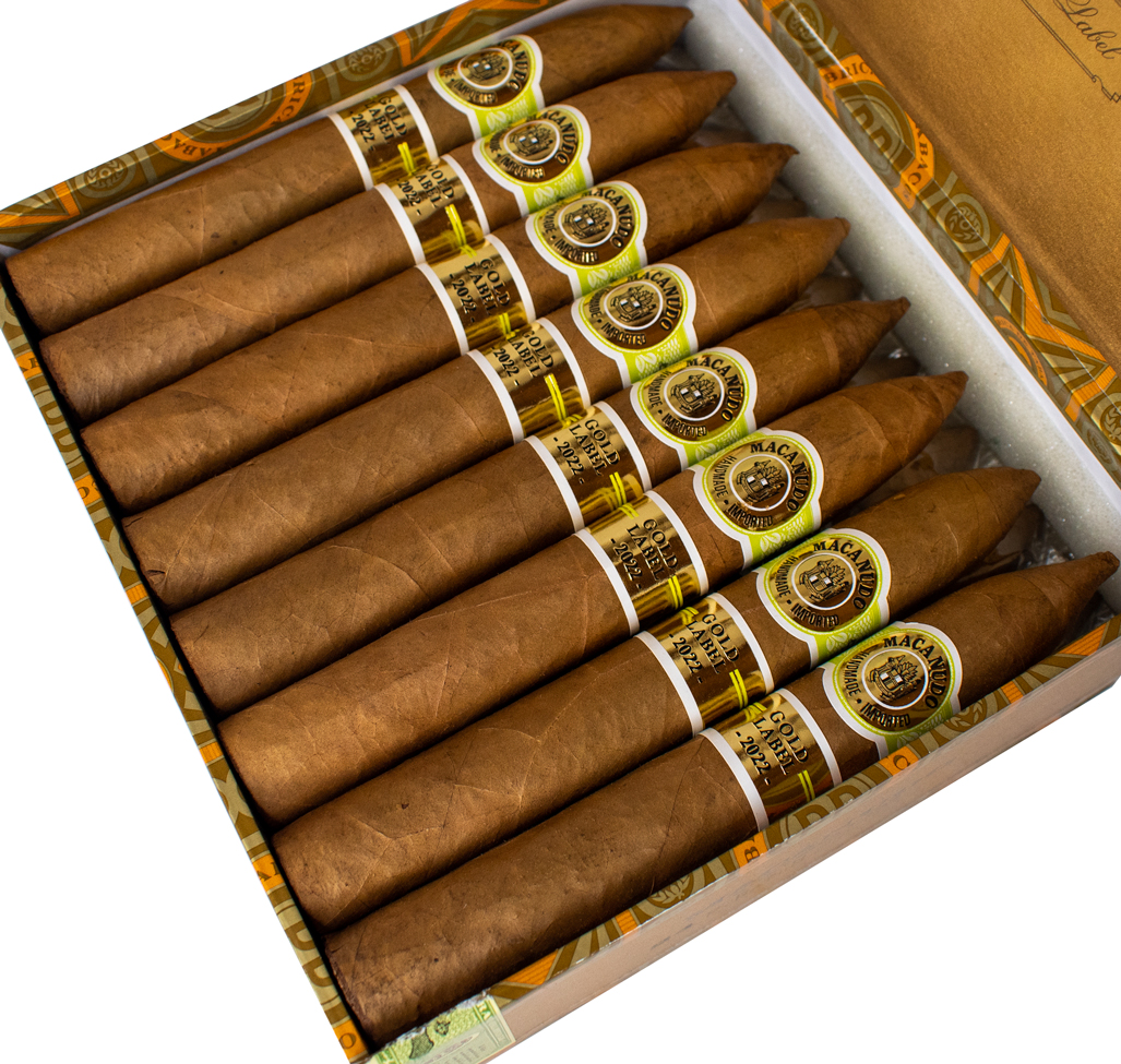 Buy Macanudo Gold Label Gran Pyramid Online at Small Batch Cigar | Best ...
