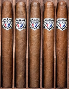Buy Viaje Flashing Thunder Online at Small Batch Cigar