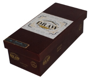 Buy Southern Draw Kudzu Lancero Online: This Nicaraguan cigar features an Ecuadorian Habano Oscuro wrapper over Omatepe and Nicaraguan binders with fillers from Nicaragua and the USA.