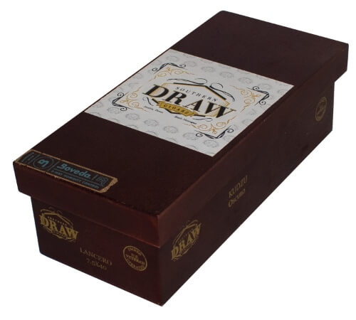 Buy Southern Draw Kudzu Lancero Online: This Nicaraguan cigar features an Ecuadorian Habano Oscuro wrapper over Omatepe and Nicaraguan binders with fillers from Nicaragua and the USA.