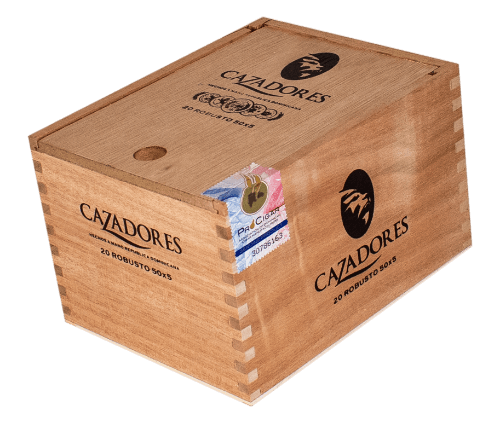 Buy Cazadores Claro Robusto by La Aurora Online: