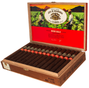 Buy Joya de Nicaragua Clásico Medio Siglo Toro Online at Small Batch Cigar