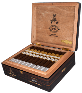 Buy Montecristo 1935 Anniversary Edición Doble Diamante Online at Small Batch Cigar