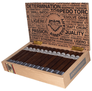 Buy Viaje Fifteen Plus Two and a Half Anniversary Silver Online at Small Batch Cigar