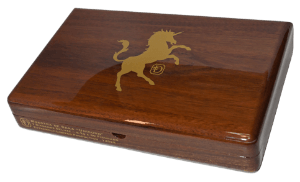 Buy Dunbarton Muestra de Saka Unicorn Online at Small Batch Cigar: The Muestra de Saka Unicorn is a extremely limited cigar that Saka created to test his ability to make the most expensive cigar possible.